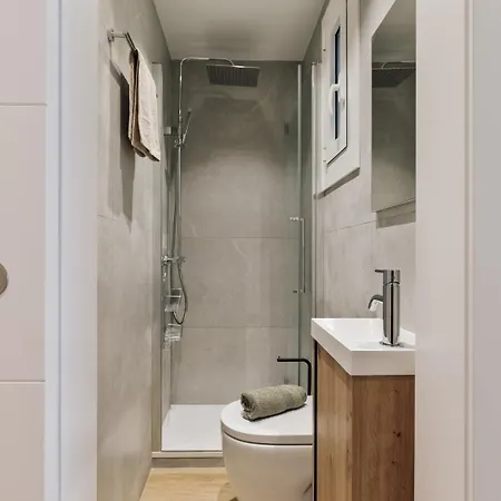 Sishane - 3 Bedrooms And Terrace In Eixample Esquerra Appartement *